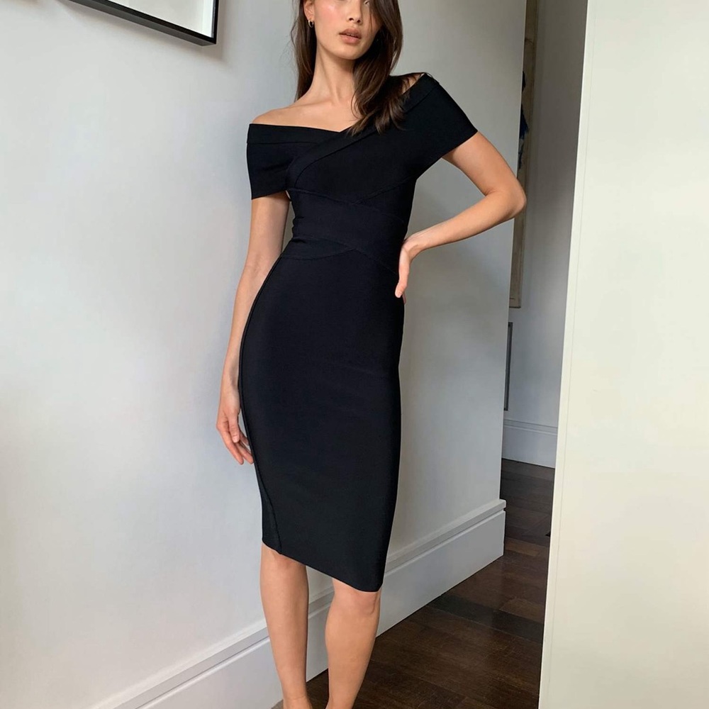 Elegant Aritzia Black Off-Shoulder Dress